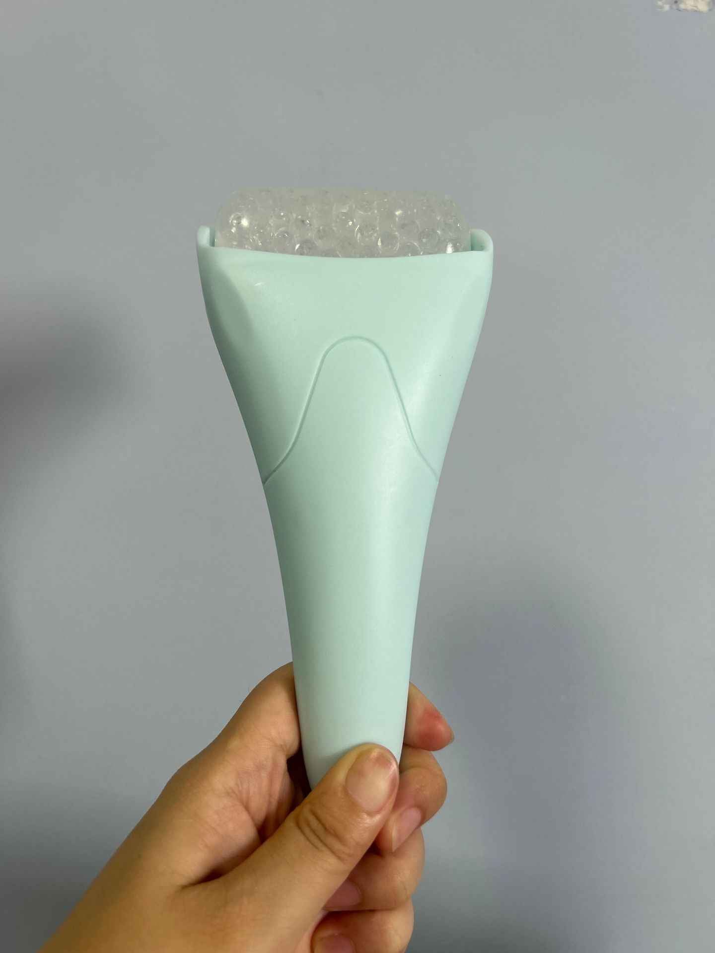 Ergonovia Facial Ice Roller Massager